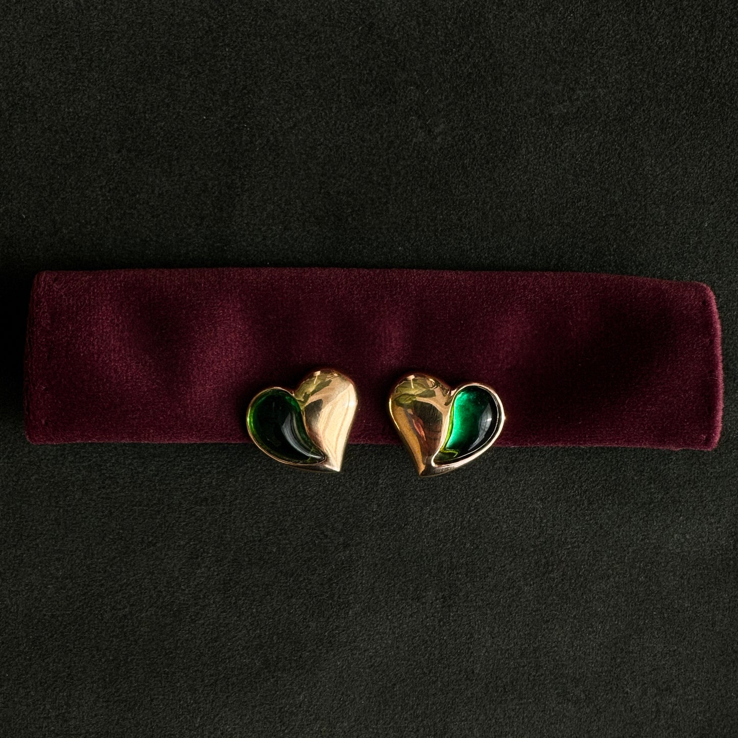 Lot 8: Vintage Doira Clips