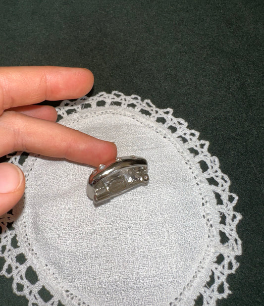 Lot 158: Vintage Lanvin Brooch