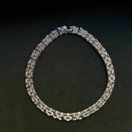 Lot 163: Vintage Nina Ricci Necklace
