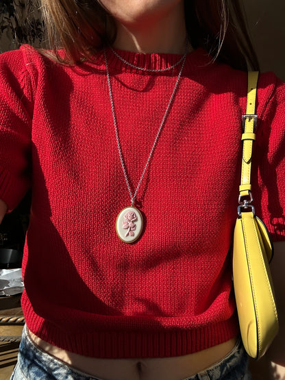 Lot 146: Vintage Rose Pendant