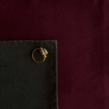 Lot 155: Vintage Ring