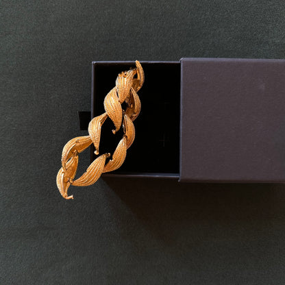 Lot 194: Vintage Gold Tone Leaf Bracelet