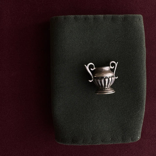 Lot 156: Vintage Jar Pendant