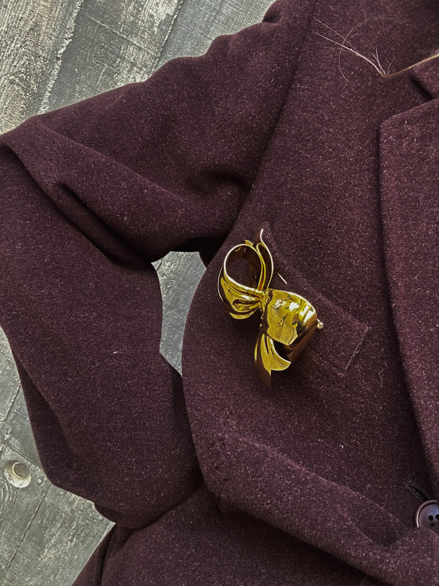 Lot 147: Vintage Bow Brooch