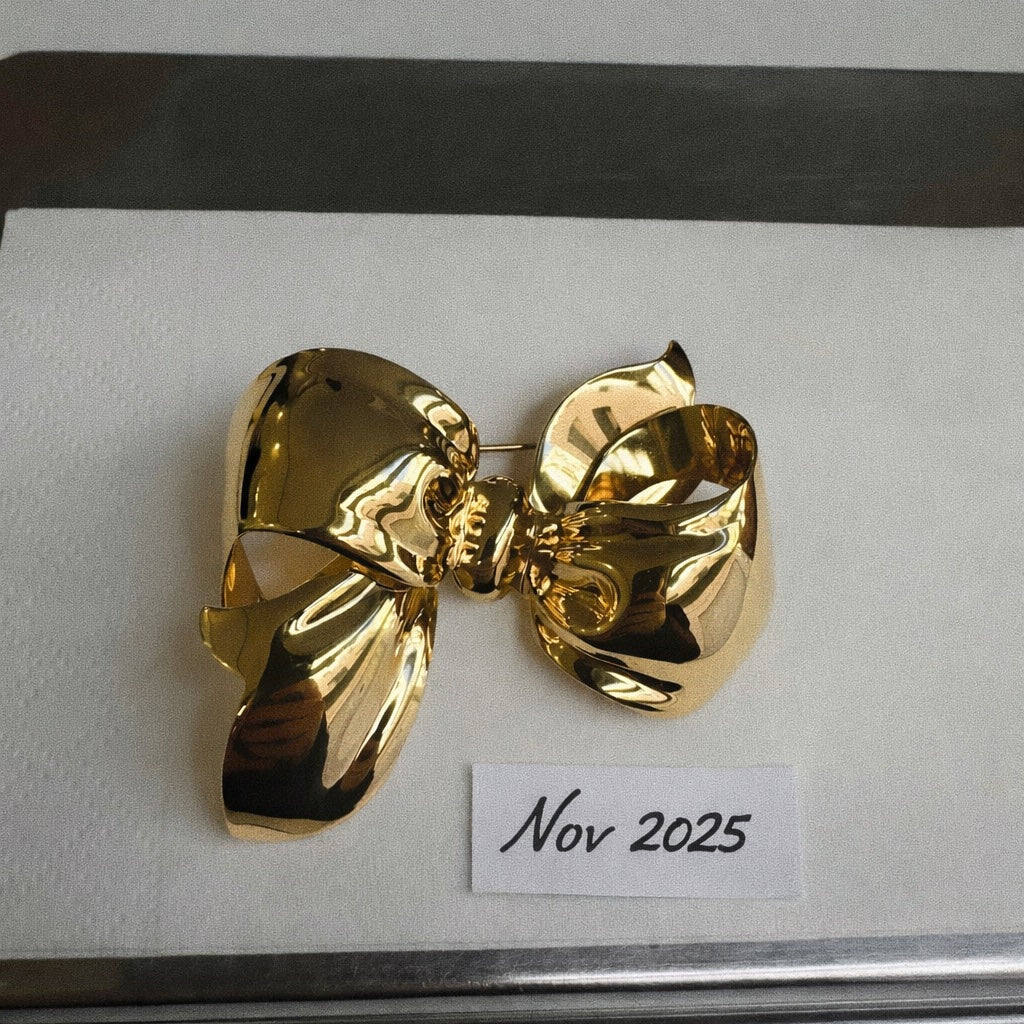 Lot 147: Vintage Bow Brooch