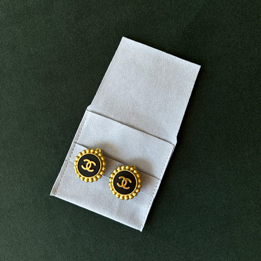 Lot 176: Vintage Chanel Clip-Ons