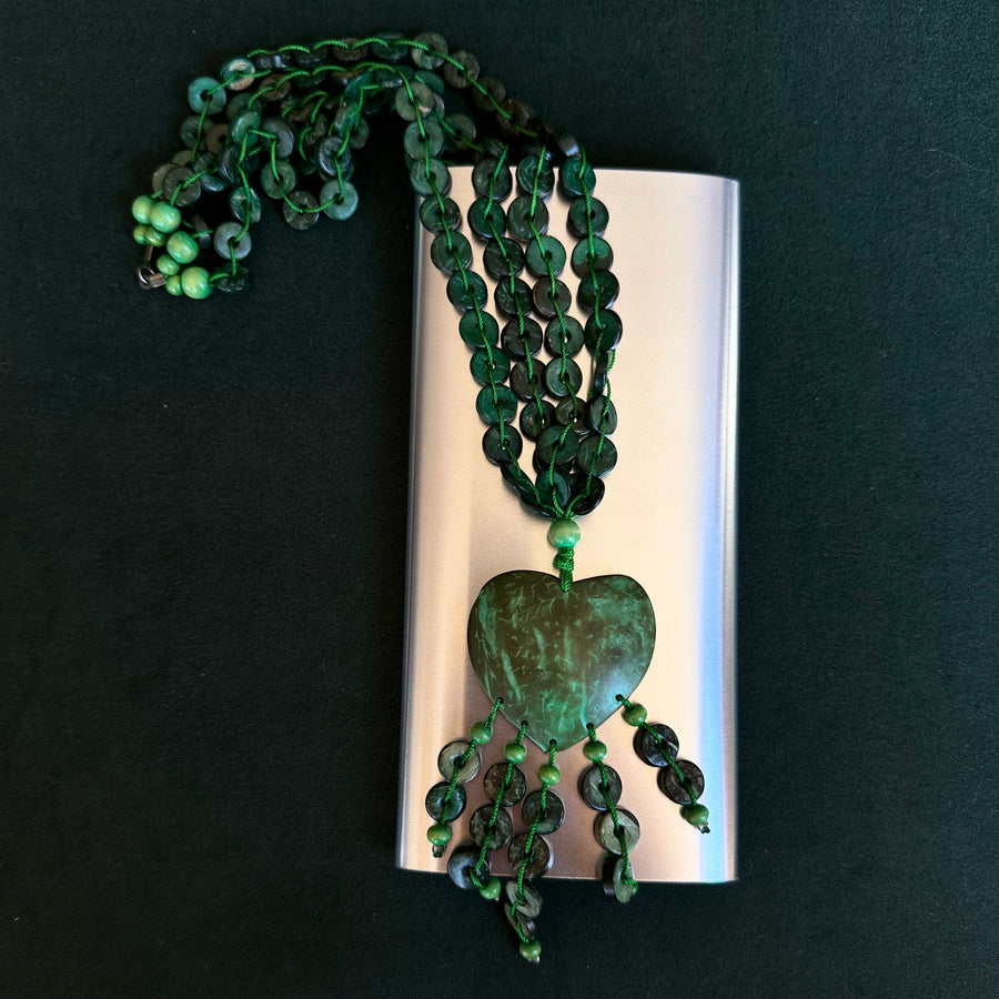 Lot 181: Vintage Coconut Necklace