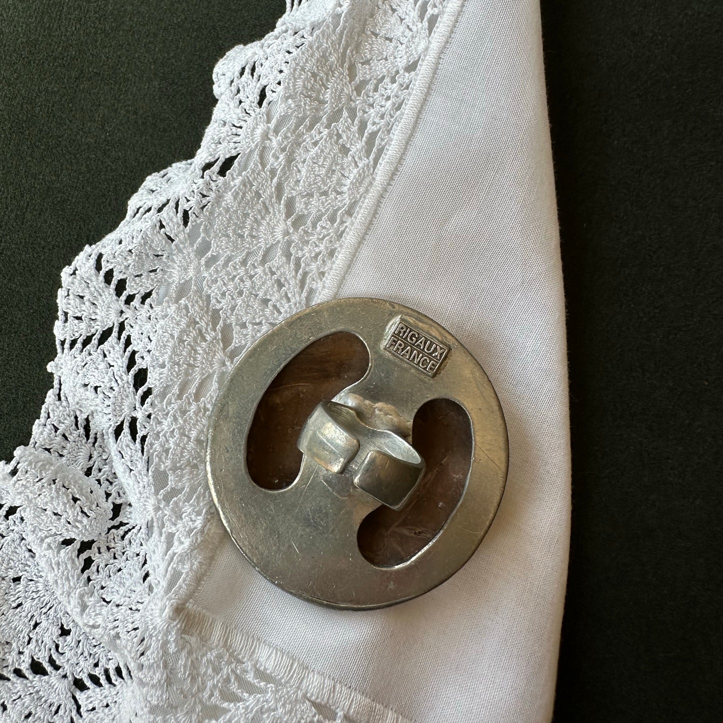 Lot 186: Vintage Rigaux Ring
