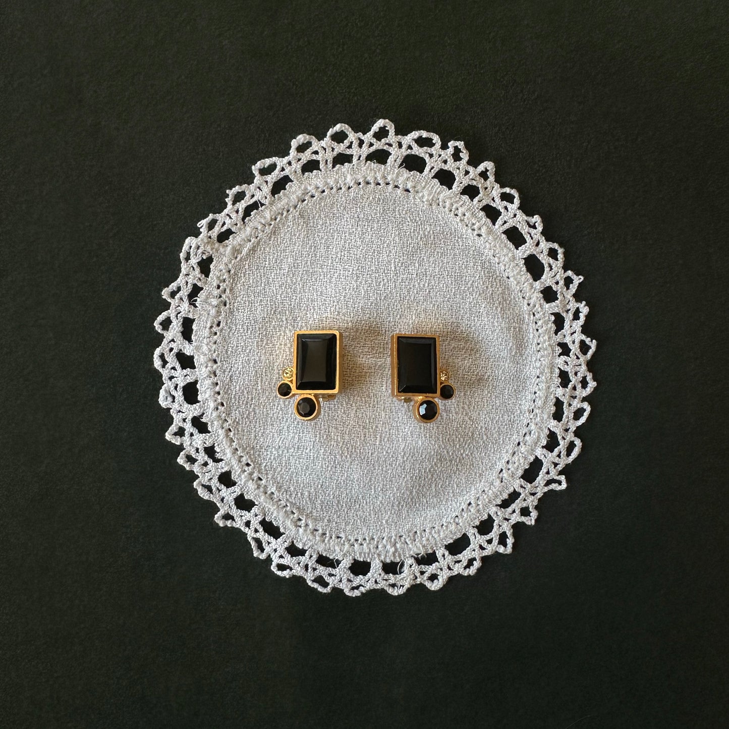 Lot 185: Vintage Guy Laroche Clips