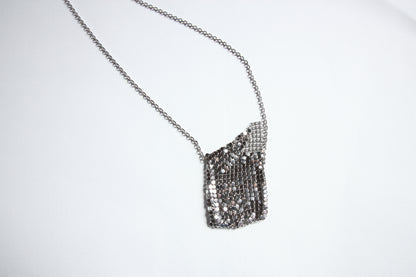 Lot 134: Mesh Silver Pendant