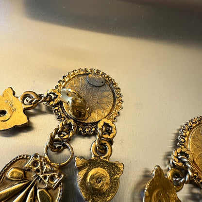 Lot 190: Vintage Zoe Сoste Cip-ons