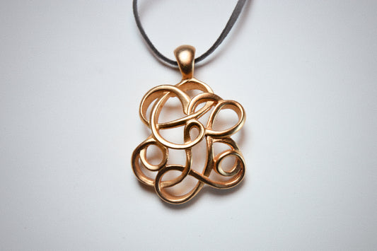 Lot 143: Vintage Guy Laroche Pendant