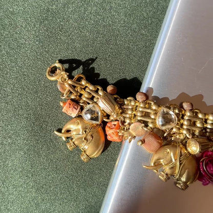 Lot 196: Vintage Gas Bracelet