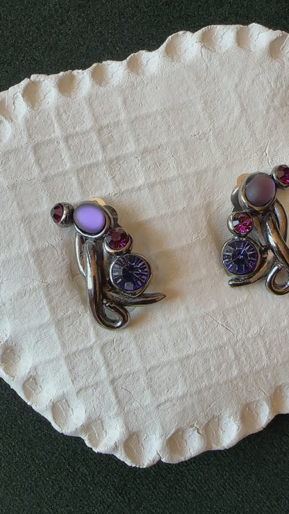 Lot 174: Vintage Taratata Clip-ons
