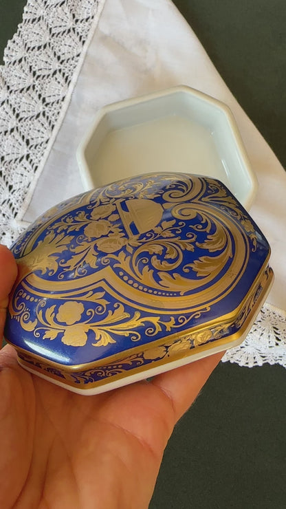 Lot 177: Vintage Patek Philippe Bonbonnière