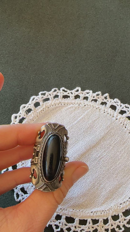 Lot 168: Silver Locket Ring