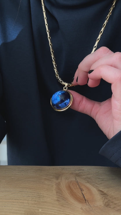 Lalique Pendant